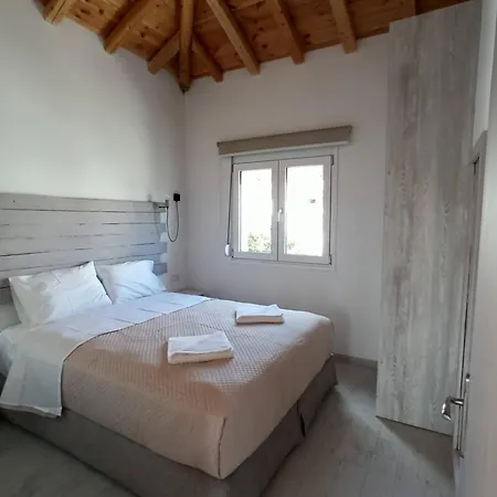 別荘 Maya 2, 2 Bedroomed On First Floor