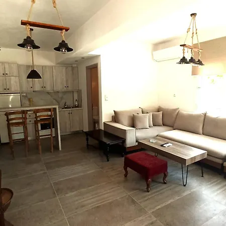 別荘 Maya 2, 2 Bedroomed On First Floor *