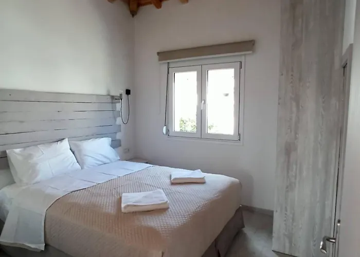 Semesterbostad Maya 2, 2 Bedroomed On First Floor