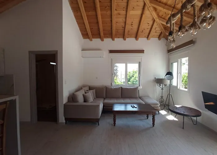 Maya 2, 2 Bedroomed On First Floor Semesterbostad